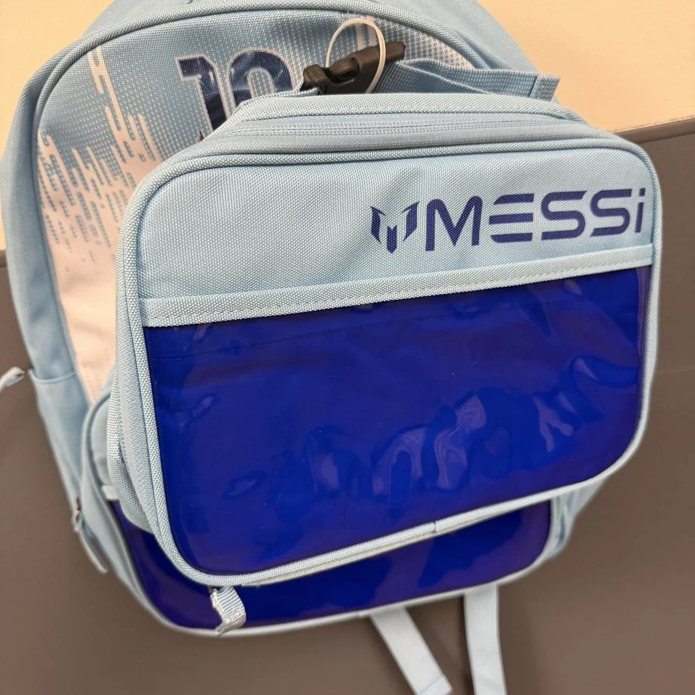 Lionel Messi 16